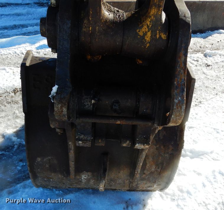 image for item DE4212 2012 Komatsu PC88MR-8 mini excavator