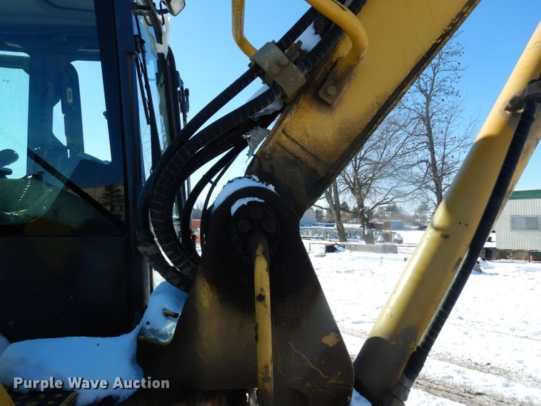 image for item DE4212 2012 Komatsu PC88MR-8 mini excavator