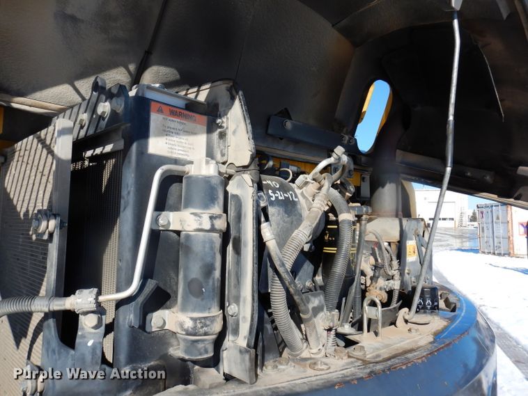 image for item DE4212 2012 Komatsu PC88MR-8 mini excavator