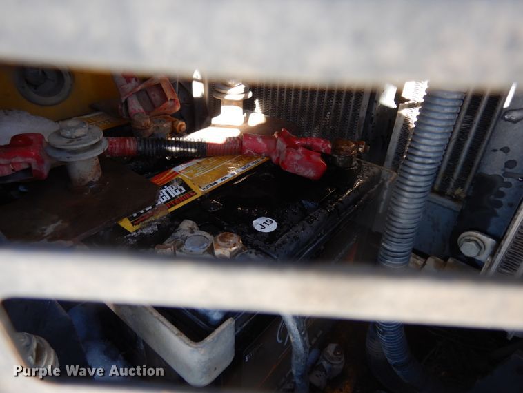 image for item DE4212 2012 Komatsu PC88MR-8 mini excavator