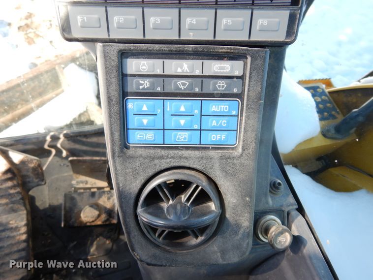 image for item DE4212 2012 Komatsu PC88MR-8 mini excavator