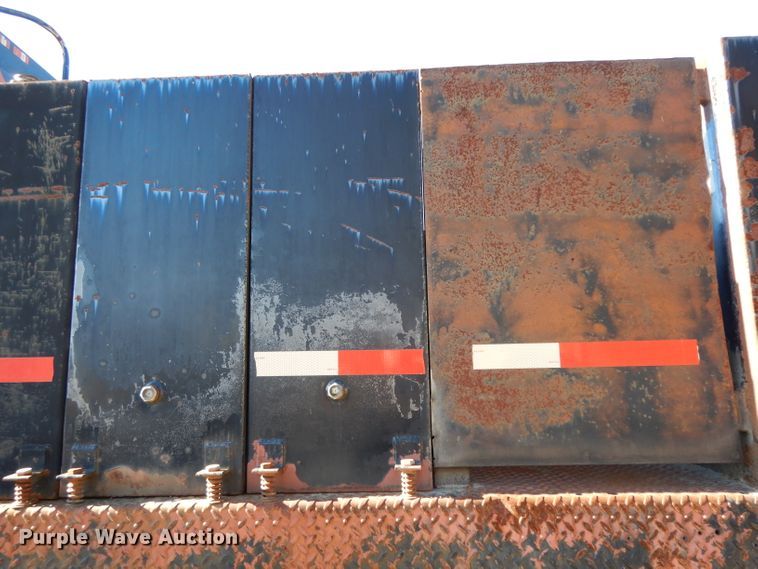 image for item DF2598 1989 Mack R690ST service truck