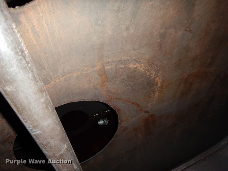 image for item DF2598 1989 Mack R690ST service truck