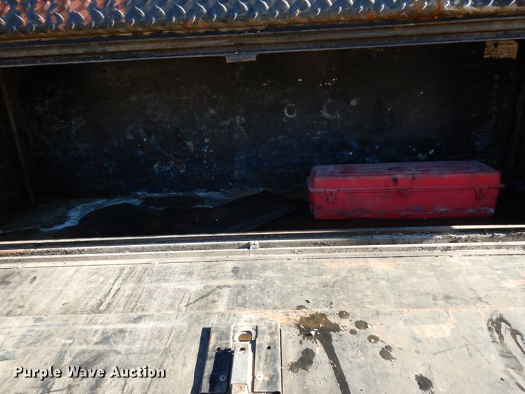 image for item DF2598 1989 Mack R690ST service truck