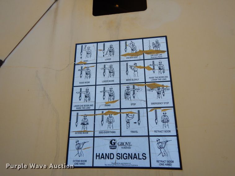 image for item DF2599 2000 Grove RT530E crane