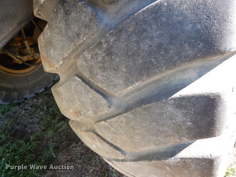 image for item DF2599 2000 Grove RT530E crane