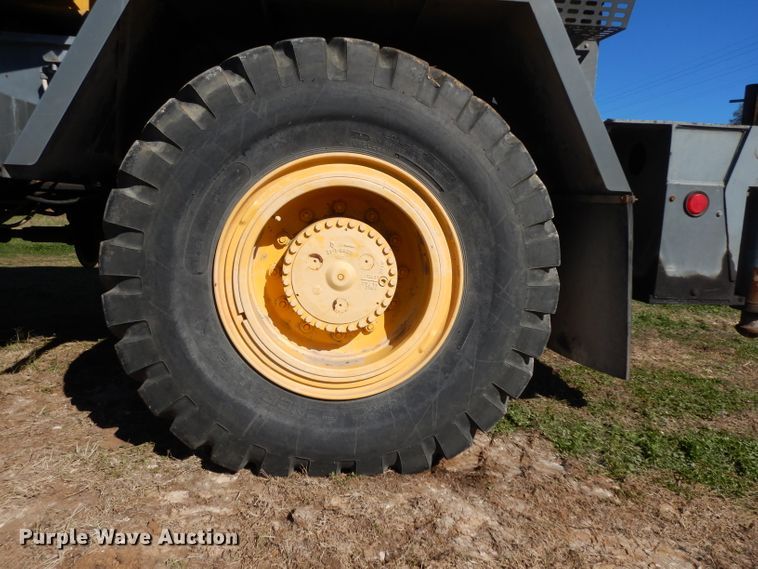 image for item DF2599 2000 Grove RT530E crane