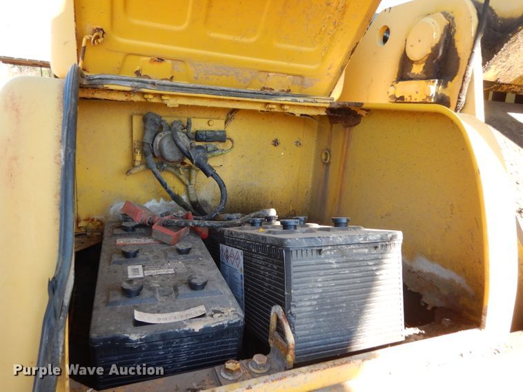 image for item DF2601 2005 Kobelco SK210LC excavator