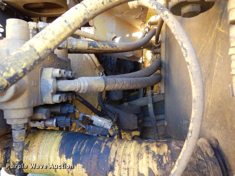 image for item DF2601 2005 Kobelco SK210LC excavator