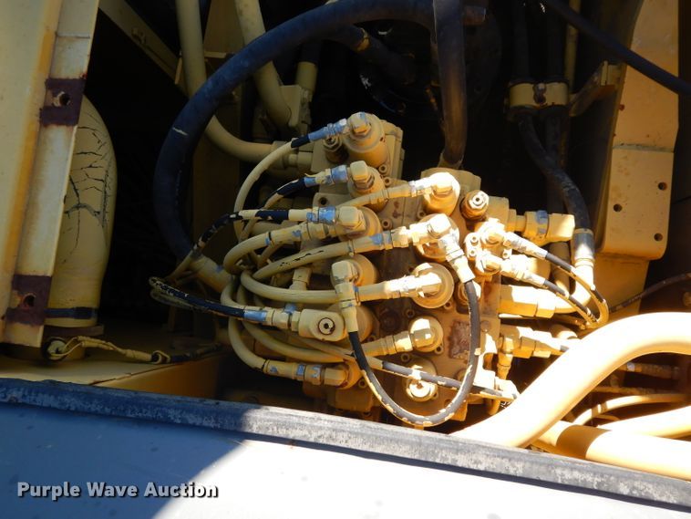 image for item DF2601 2005 Kobelco SK210LC excavator