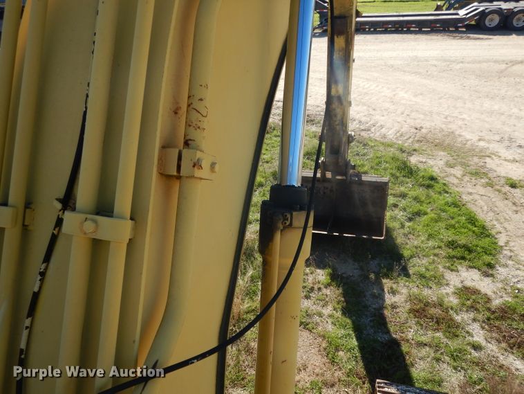 image for item DF2601 2005 Kobelco SK210LC excavator