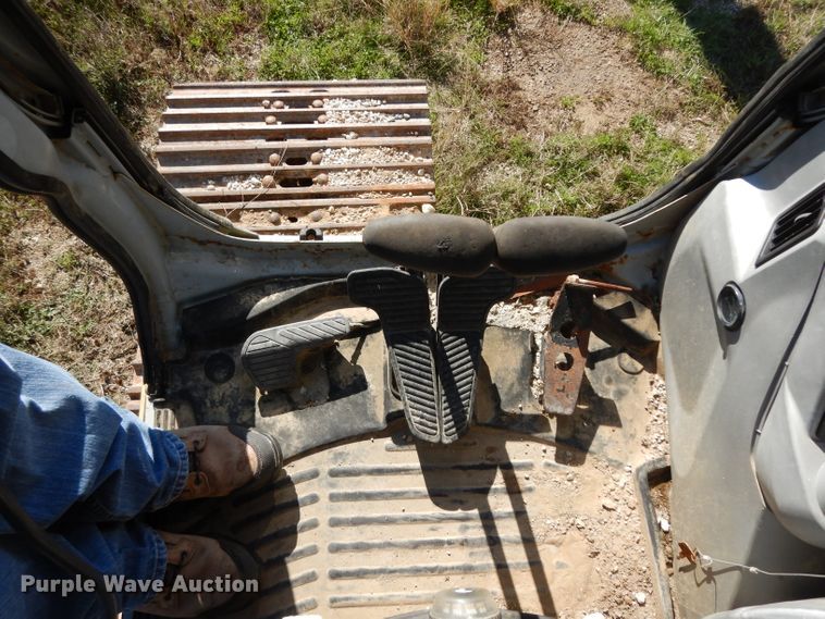 image for item DF2601 2005 Kobelco SK210LC excavator