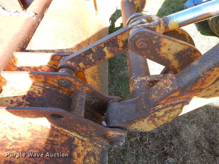 image for item DF2603 1976 John Deere 310A backhoe