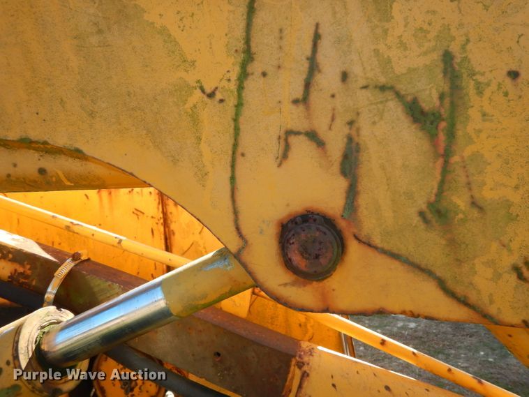 image for item DF2603 1976 John Deere 310A backhoe