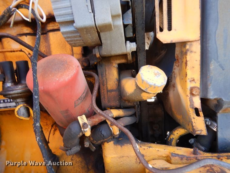 image for item DF2603 1976 John Deere 310A backhoe