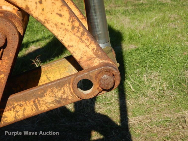 image for item DF2603 1976 John Deere 310A backhoe