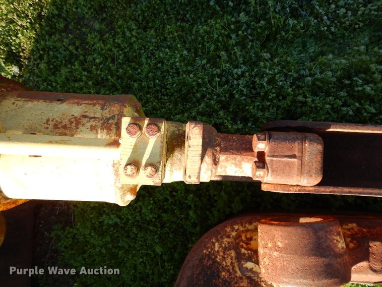 image for item DF2619 Caterpillar D6D six-way dozer blade