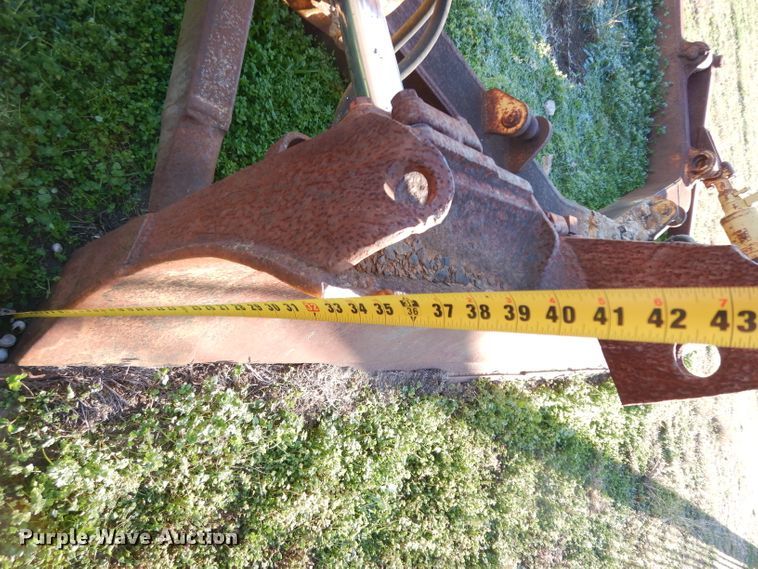 image for item DF2619 Caterpillar D6D six-way dozer blade