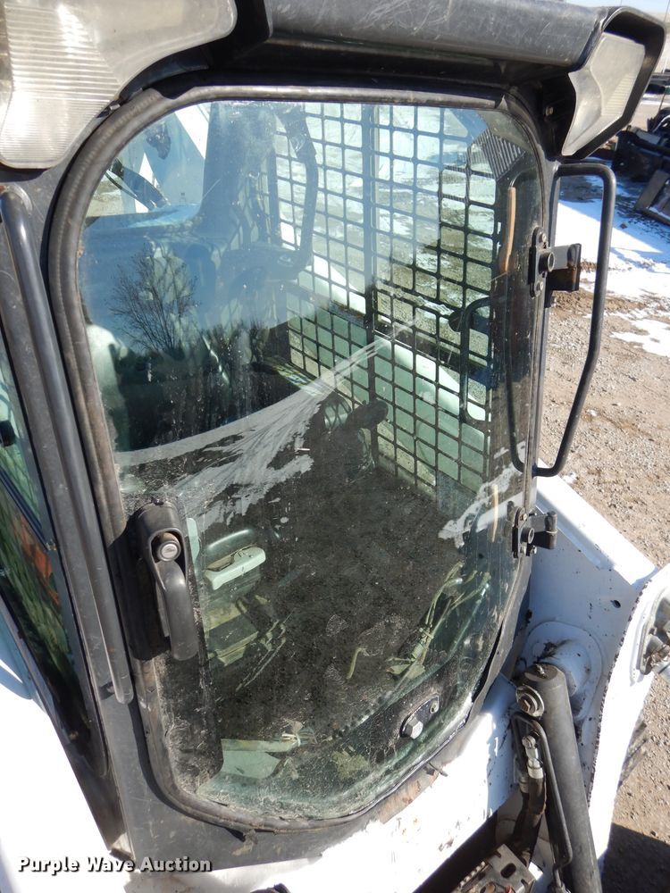 image for item DH2710 2014 Bobcat T770 skid steer