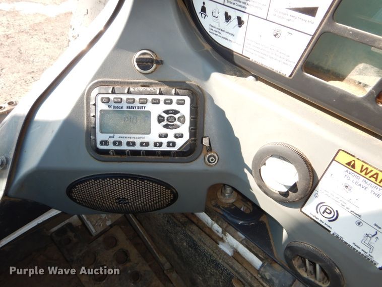 image for item DH2710 2014 Bobcat T770 skid steer