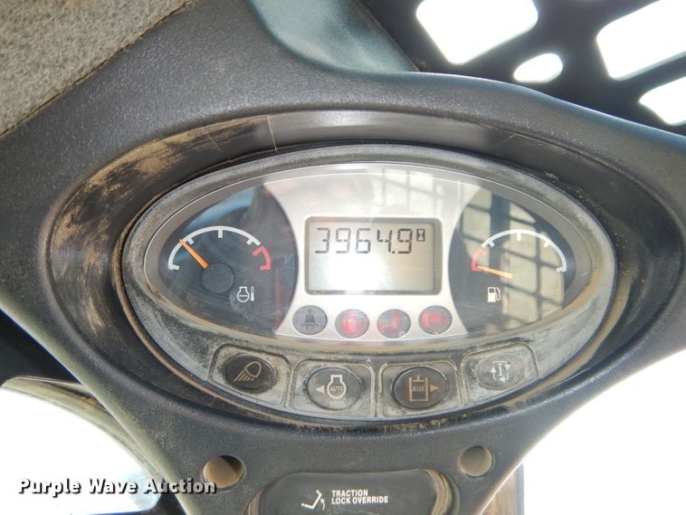 image for item DH2710 2014 Bobcat T770 skid steer