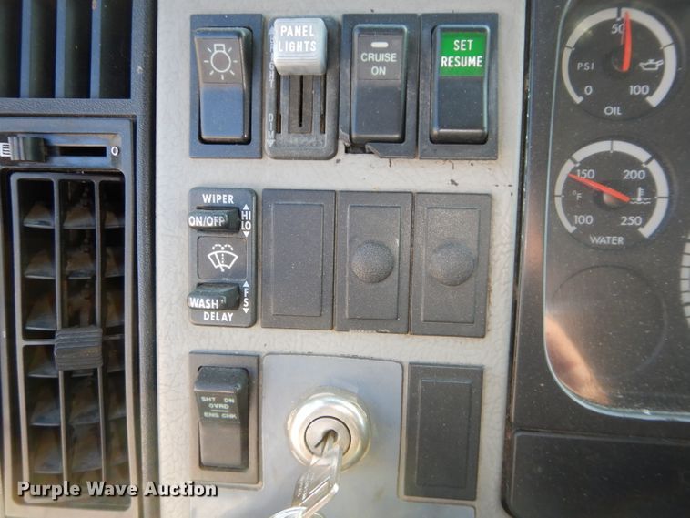 image for item DH4307 2003 Freightliner FL80 sewer jetter truck