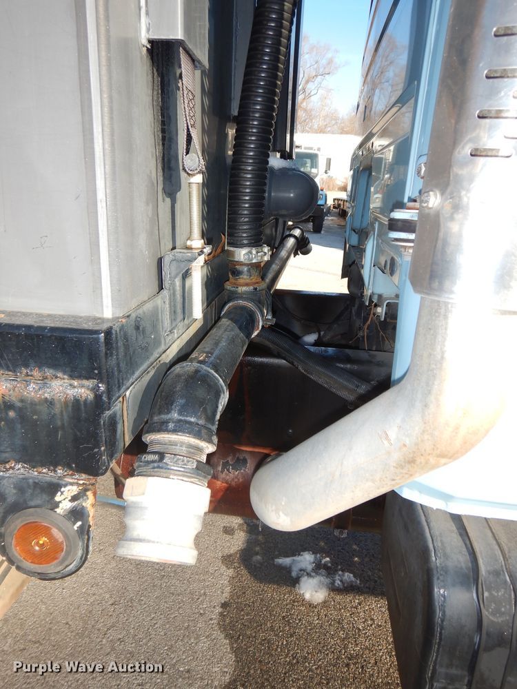 image for item DH4307 2003 Freightliner FL80 sewer jetter truck