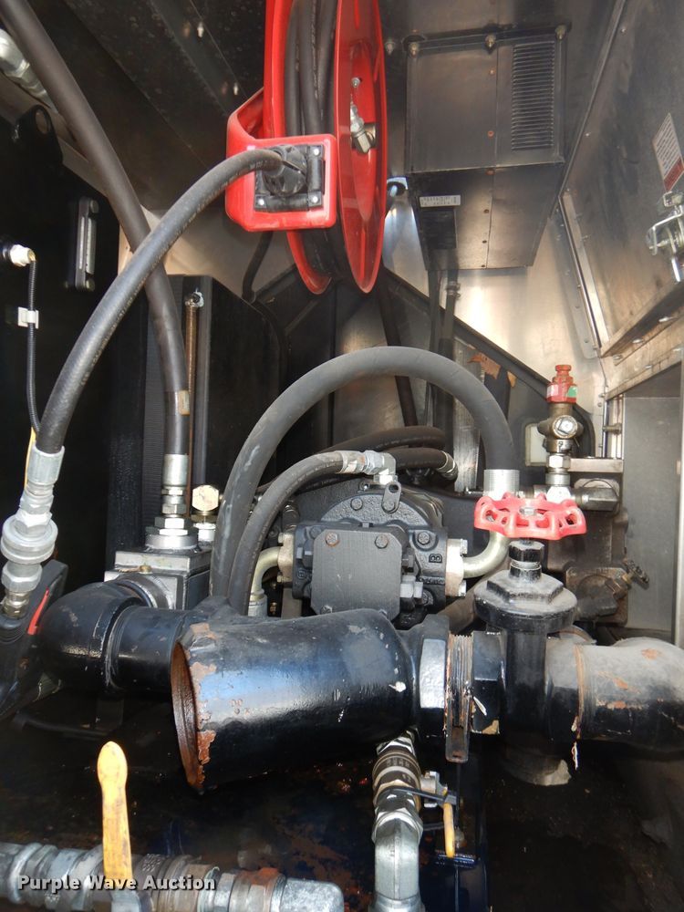 image for item DH4307 2003 Freightliner FL80 sewer jetter truck