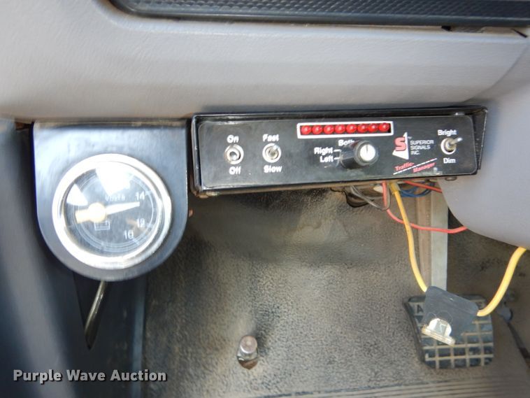 image for item DH4309 1997 Ford F800 sewer jetter truck