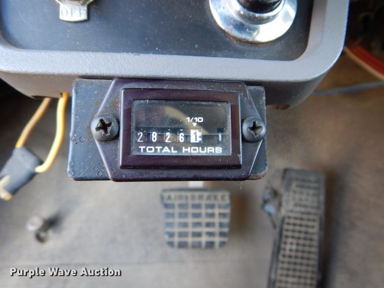 image for item DH4309 1997 Ford F800 sewer jetter truck