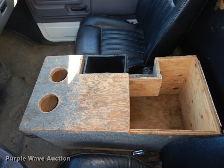 image for item DH4309 1997 Ford F800 sewer jetter truck