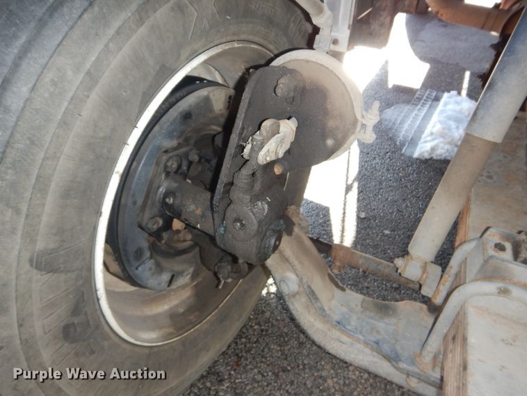 image for item DH4309 1997 Ford F800 sewer jetter truck