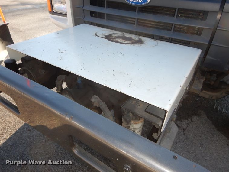 image for item DH4309 1997 Ford F800 sewer jetter truck