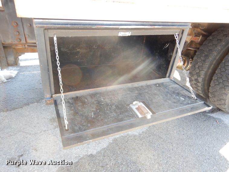 image for item DH4309 1997 Ford F800 sewer jetter truck