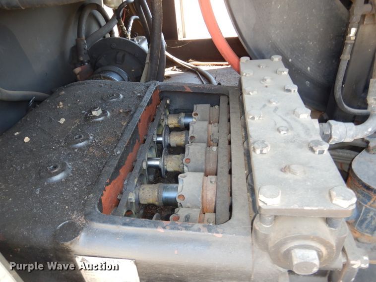 image for item DH4309 1997 Ford F800 sewer jetter truck