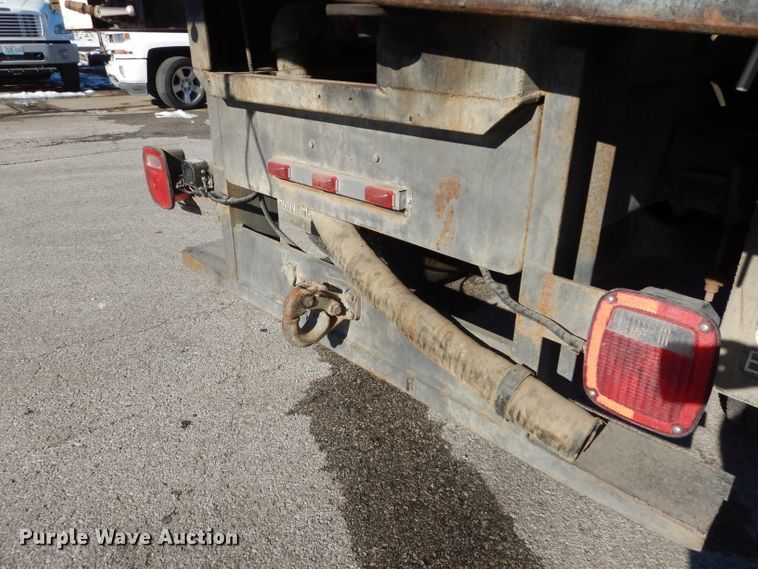 image for item DH4309 1997 Ford F800 sewer jetter truck