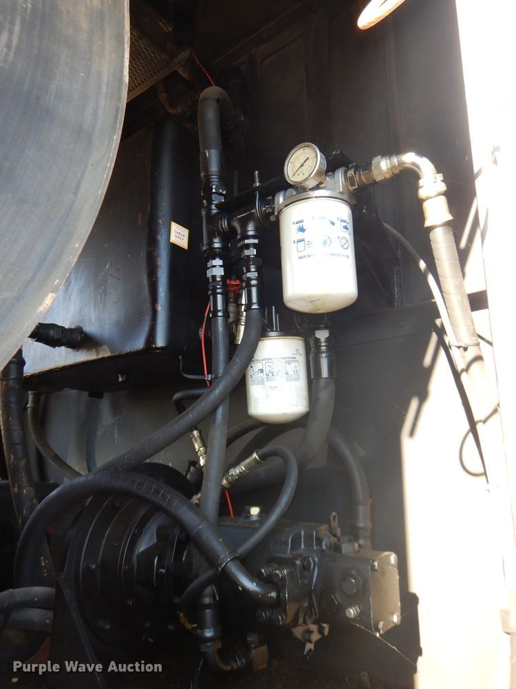 image for item DH4309 1997 Ford F800 sewer jetter truck