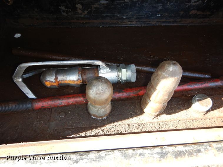 image for item DH4309 1997 Ford F800 sewer jetter truck