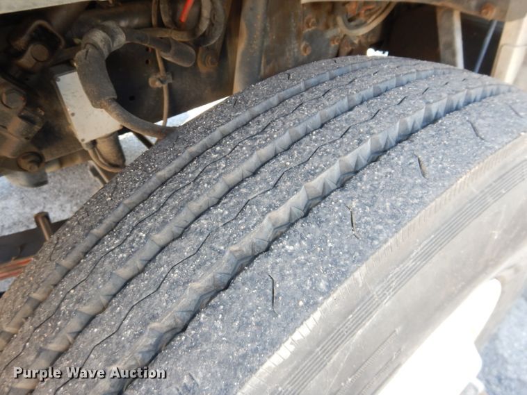 image for item DH4309 1997 Ford F800 sewer jetter truck