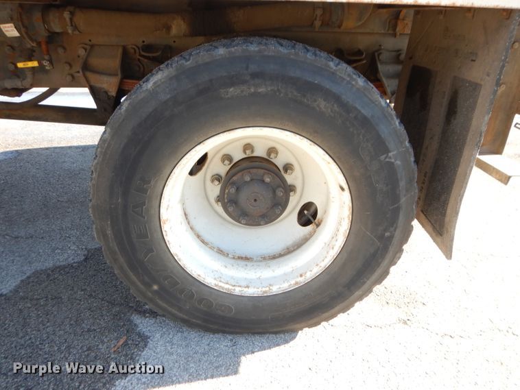 image for item DH4309 1997 Ford F800 sewer jetter truck