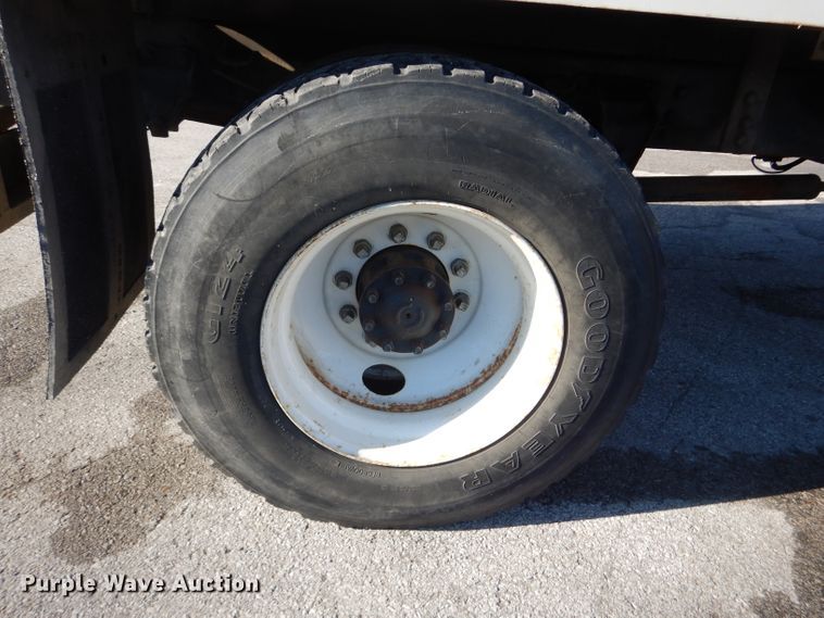 image for item DH4309 1997 Ford F800 sewer jetter truck