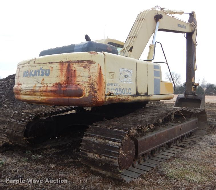 image for item DH4312 1997 Komatsu PC250LC-6 excavator