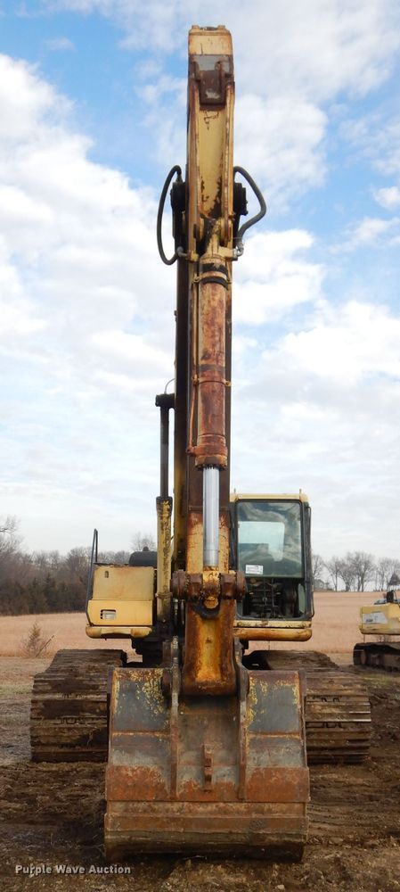 image for item DH4312 1997 Komatsu PC250LC-6 excavator