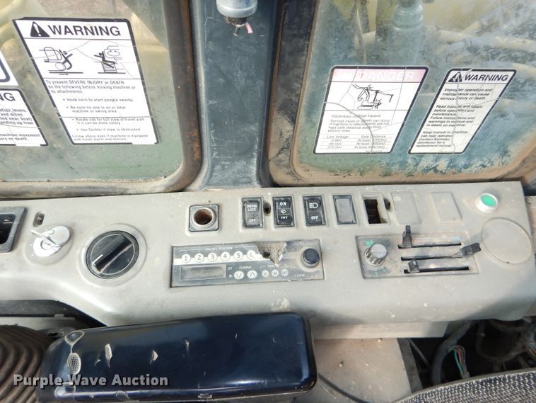 image for item DH4312 1997 Komatsu PC250LC-6 excavator