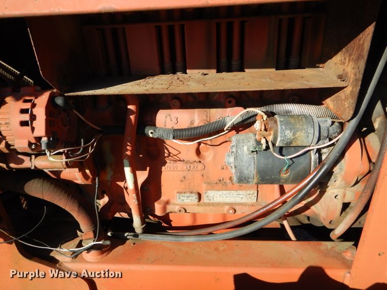 image for item DH6928 1994 Ditch Witch 7610 trencher