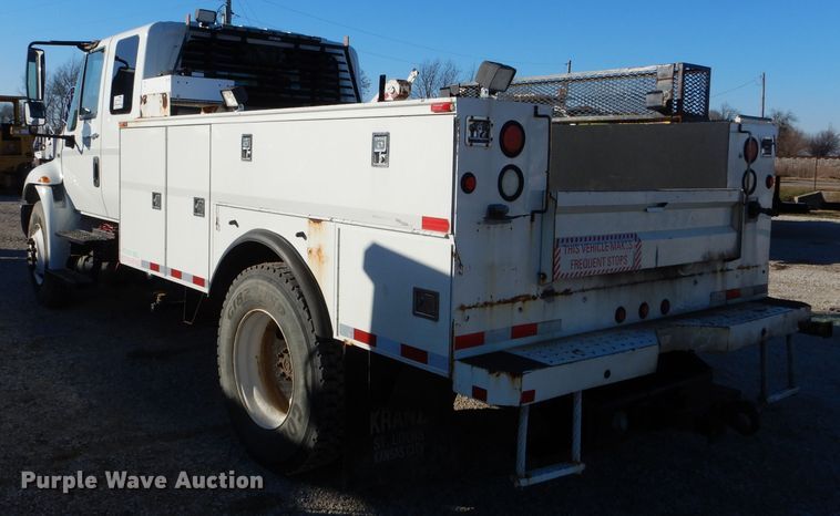 image for item DH6929 2013 International 4300 utility bed truck