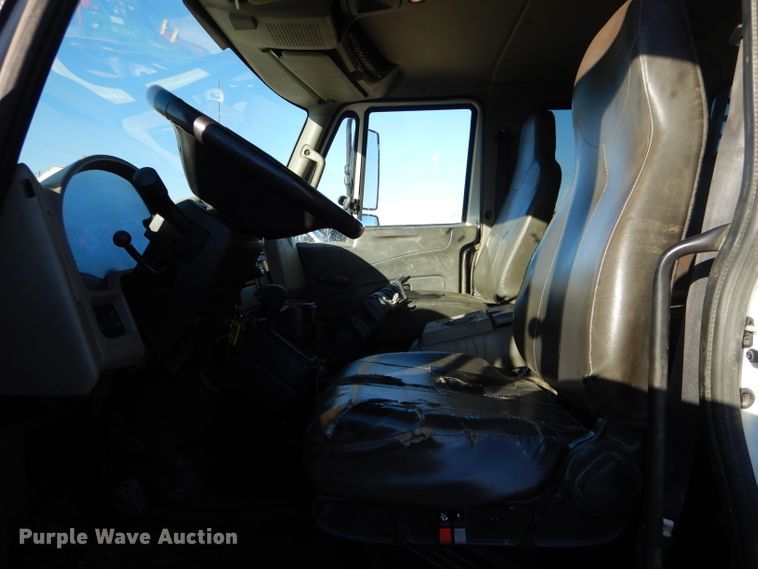 image for item DH6929 2013 International 4300 utility bed truck