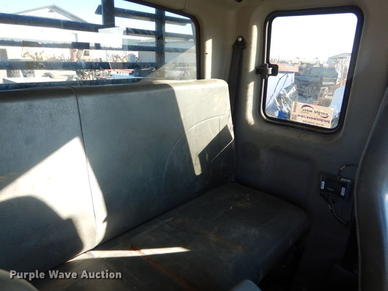 image for item DH6929 2013 International 4300 utility bed truck