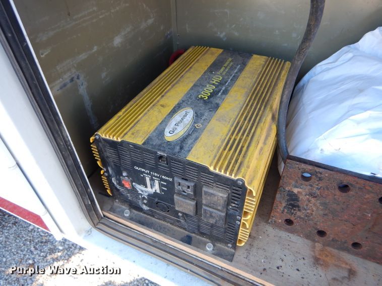 image for item DH6929 2013 International 4300 utility bed truck