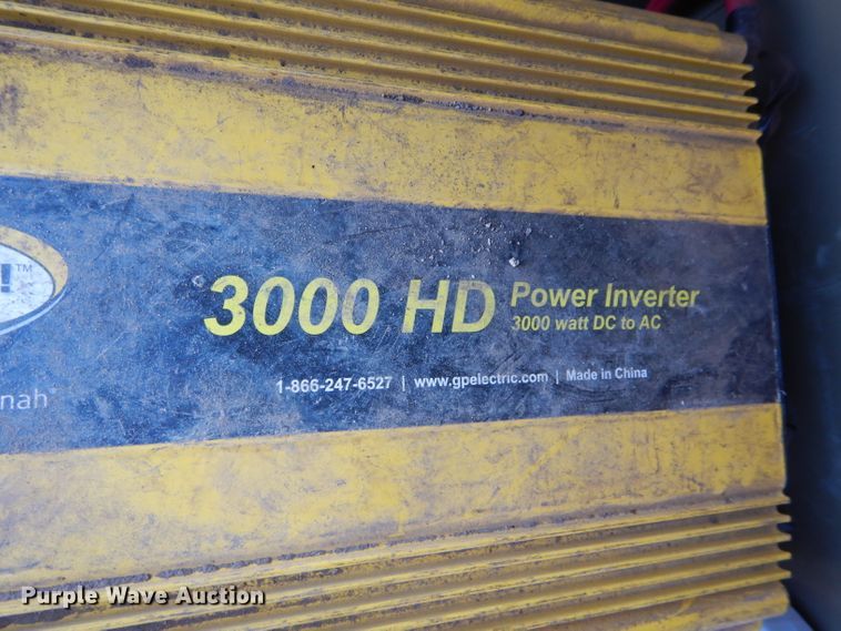 image for item DH6929 2013 International 4300 utility bed truck